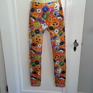No Boundaries Halloween leggings